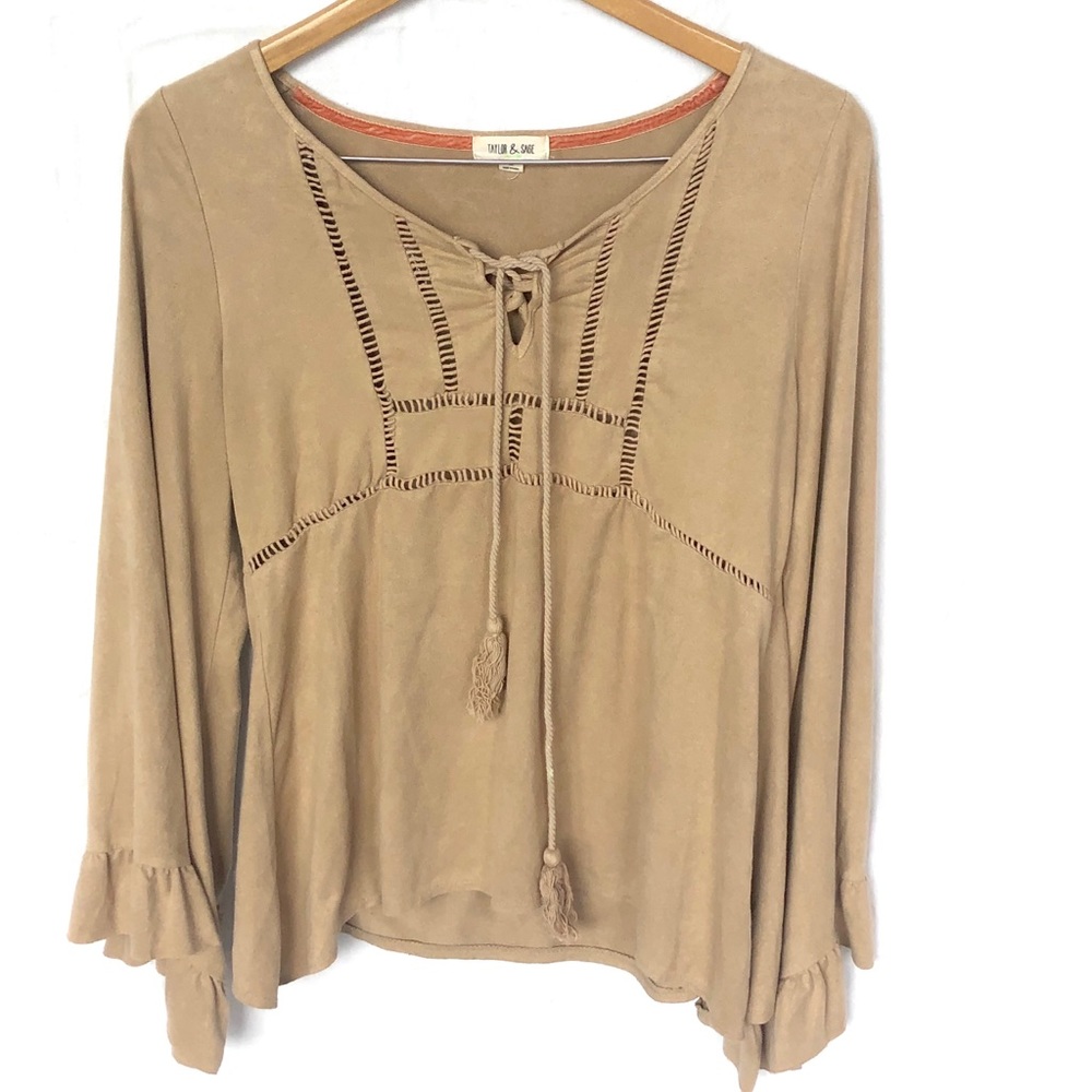 Beige blouse Taylor and sage long sleeve hippie